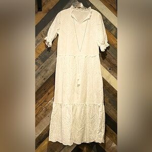 NWOT - lined lace boho dress.